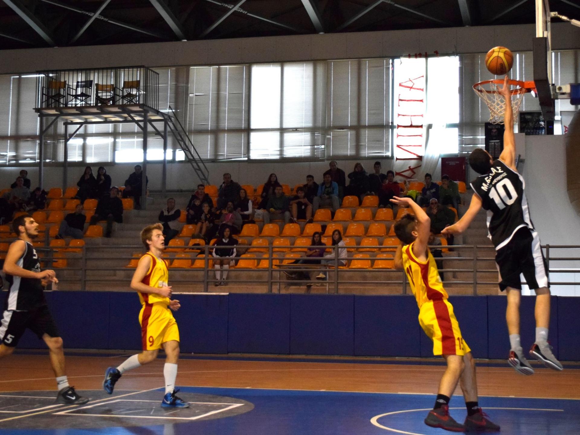 Α ΦΑΣΗ Β ΚΑΤΗΓΟΡΙΑΣ ΕΦΗΒΩΝ 2013-14, 12η Αγωνιστική, ΑΘΗΝΑΪΚΟΣ Α.Σ. (51) - (56) Μ.Ε.Λ.Α.Σ. Ο ΑΓ. ΕΛΕΥΘΕΡΙΟΣ