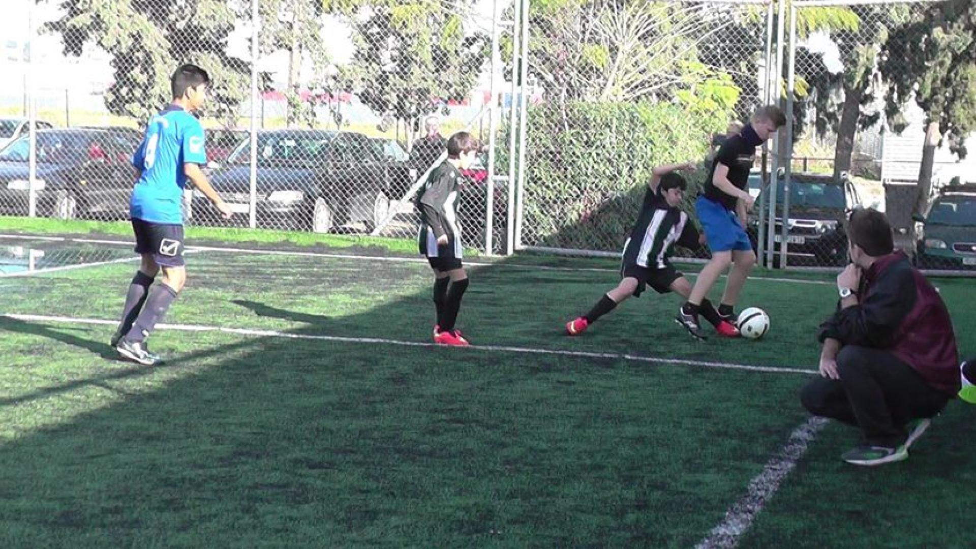 6-7 ΔΕΚ, ΠΟΔΟΣΦΑΙΡΟ ΜΕΛΑΣ ο Αγιος Ελευθέριος