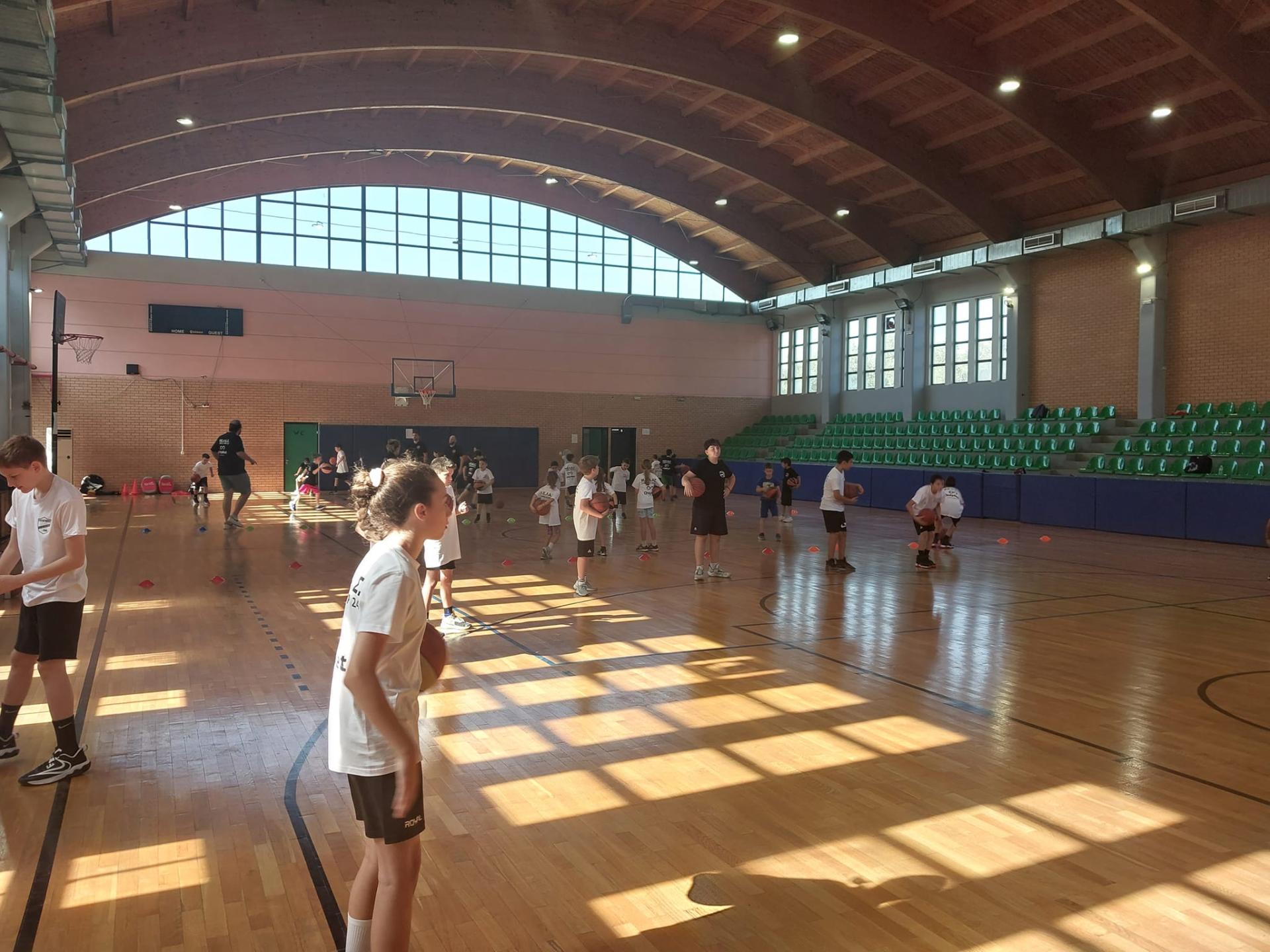 Μ.Ε.Λ.Α.Σ. SUMMER BASKETBALL CAMP για Αγόρια & Κορίτσια 1η + 2η μέρα