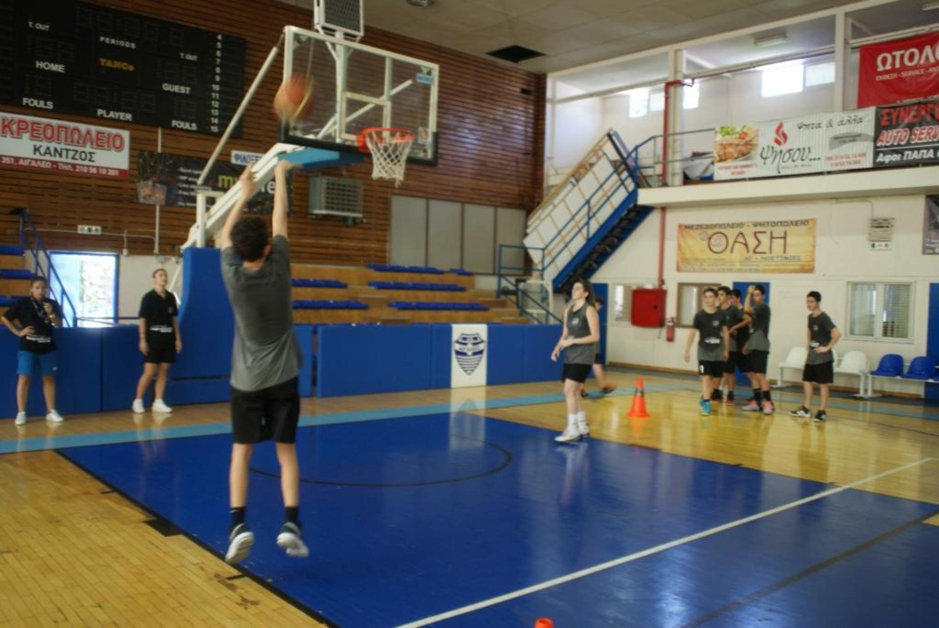 1ο Basketball Summercamp ΜΕΛΑΣ, εκμάθηση βασικών δεξιοτήτων